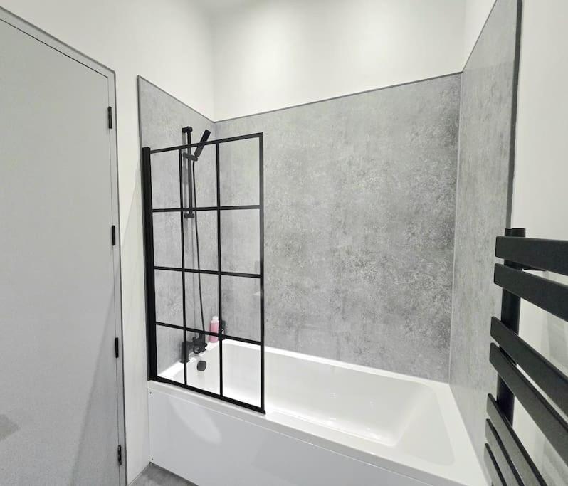 Apartament Modern Duplex Penthouse Panoramic Views & Parking Bradford  Zewnętrze zdjęcie